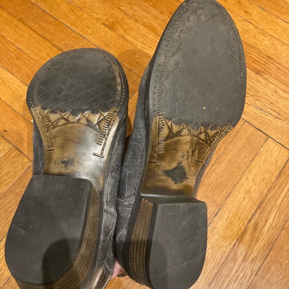 Very Volatile Distressed Western Bootie with Zipper Ankle - Picture 11 of 11